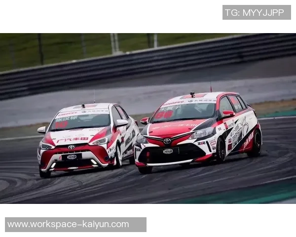 实况足球2017磨合之路:提升团队默契与战术配合的最佳策略分享